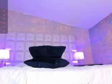 Freechat ary1_ on Chaturbate