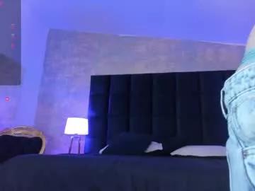 Freechat ary1_ on Chaturbate