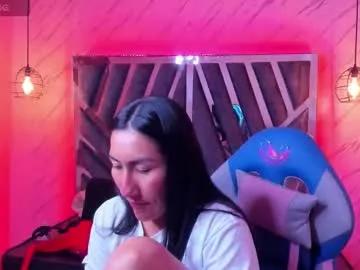 Freechat helenjoness_ on Chaturbate