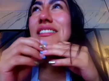 Freechat helenjoness_ on Chaturbate