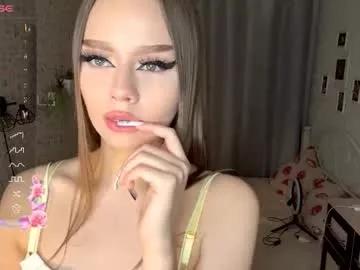 infinitina on Chaturbate