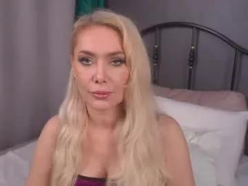 Freechat isadoradunkan on Chaturbate