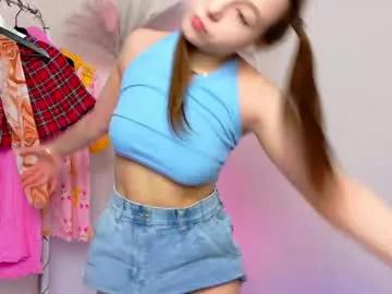 Freechat lovely_poppy on Chaturbate
