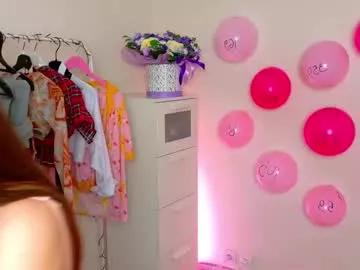 Freechat lovely_poppy on Chaturbate