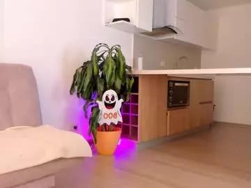 lucy__77 from Chaturbate