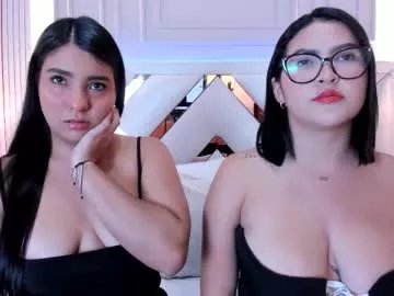 ninablooms01 on Chaturbate 