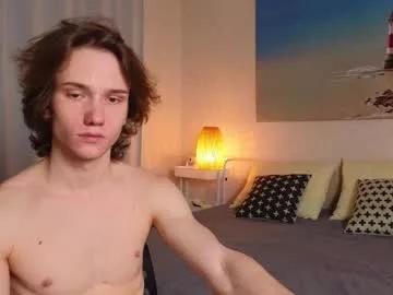 pupsenish on Chaturbate 