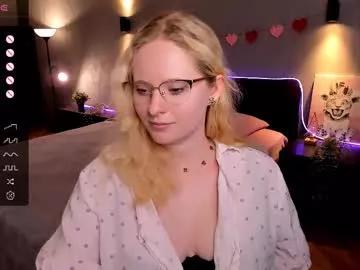 sheslinki on Chaturbate 