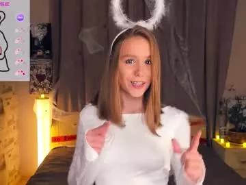 trinahillier from Chaturbate