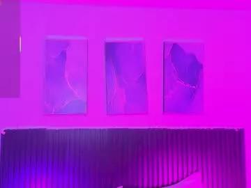 velvet_fangs222 on Chaturbate