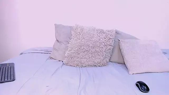 Abril_Storm from StripChat