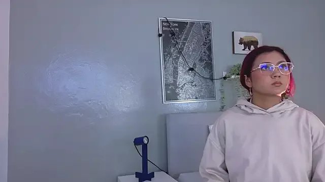 alaia-rogers on StripChat 