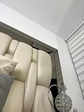 Freechat ALISSON_FOXXX1 on StripChat