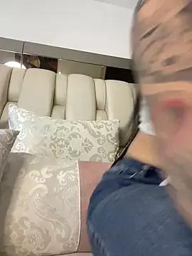 Freechat ALISSON_FOXXX1 on StripChat