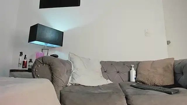 Dimitri_Bass on StripChat 