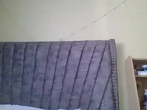 Dizzydose on StripChat 