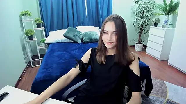 EllaCurtis on StripChat 