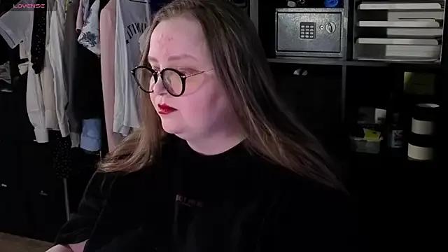 EMMA__CONNOR on StripChat 