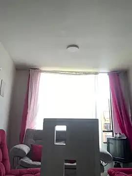 esmeralda-bk on StripChat 