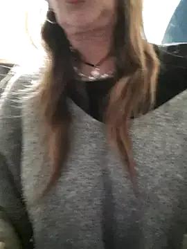 gildamilf from StripChat