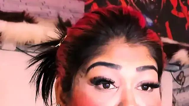 indian_dreamgirl on StripChat 