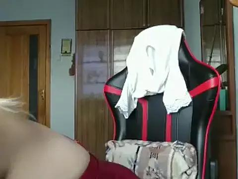 IrinaB1 on StripChat 
