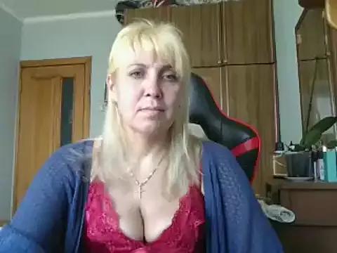 IrinaB1 on StripChat 