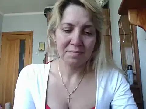 IrinaB1 on StripChat 