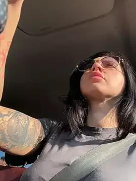 JulliaVegas on StripChat 