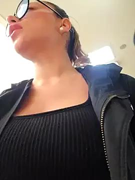 Karen_San_Miguel from StripChat