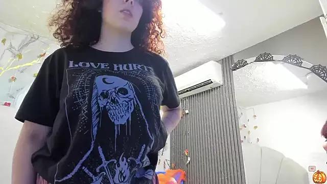 Katemoss70 from StripChat