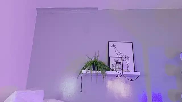 Freechat KendalMilleer on StripChat