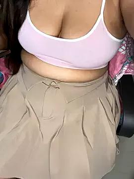linishaltelugugirl on StripChat 