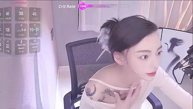 lulu5211 on StripChat 