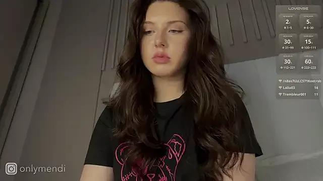 MENNDI on StripChat 