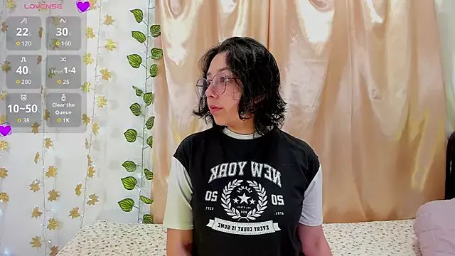 Milie_yue on StripChat 