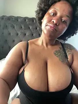 MILL204 on StripChat