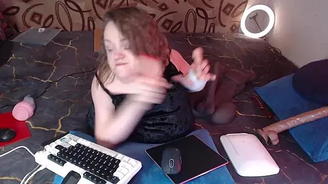 MiniNatalie on StripChat 