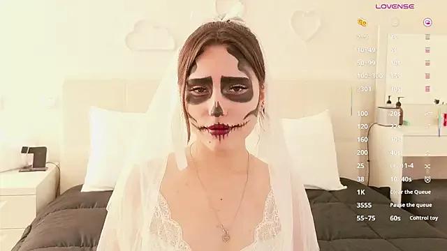 MoonliteDiva from StripChat