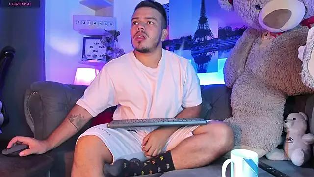 Freechat Naughty_Charly on StripChat