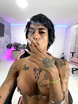 Nella_Dolls on StripChat