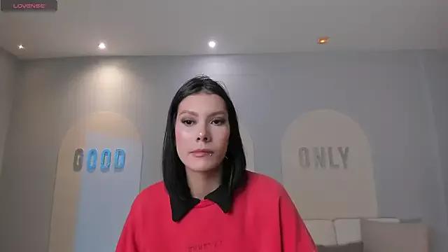 Freechat NiaSalvatore on StripChat