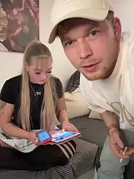 NickyGold_Official from StripChat