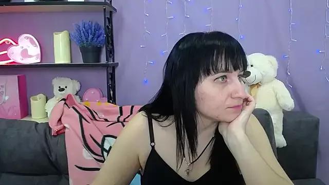 NinaFlawlees on StripChat 