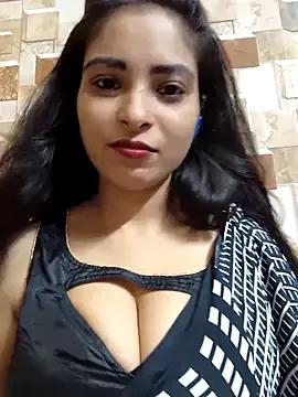 Private QUEEN-ADITI on StripChat