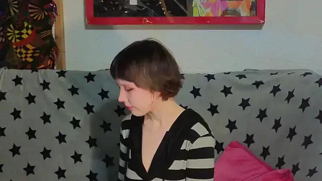 ReincarnatedAngel from StripChat