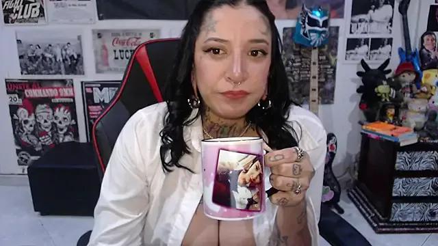 Rollyderolandia666 on StripChat 