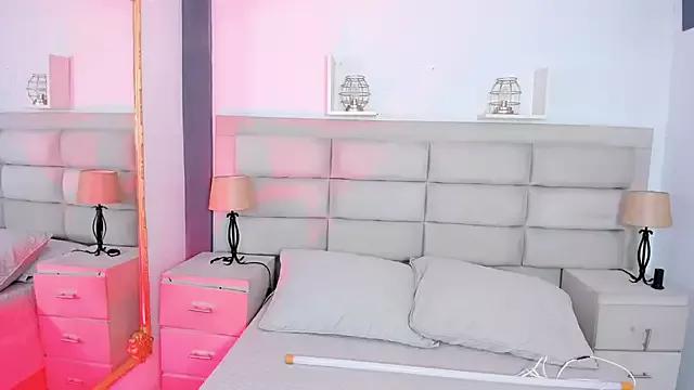 Freechat RoseCassie on StripChat