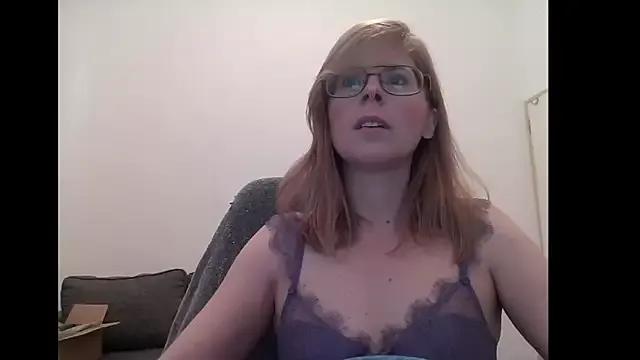SavannaGirly on StripChat 