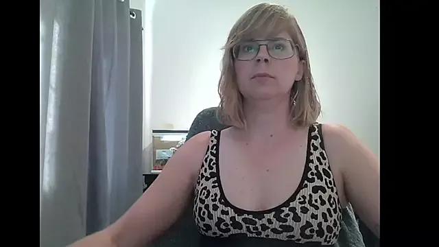 SavannaGirly on StripChat 